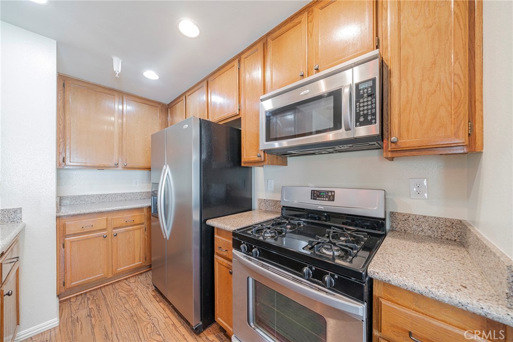 18242 Parkview Lane 204