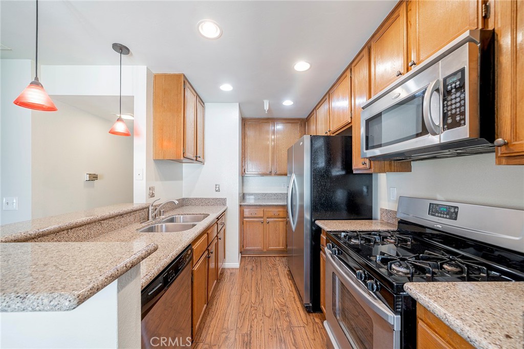 18242 Parkview Lane 204