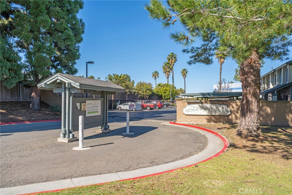 18242 Parkview Lane 204