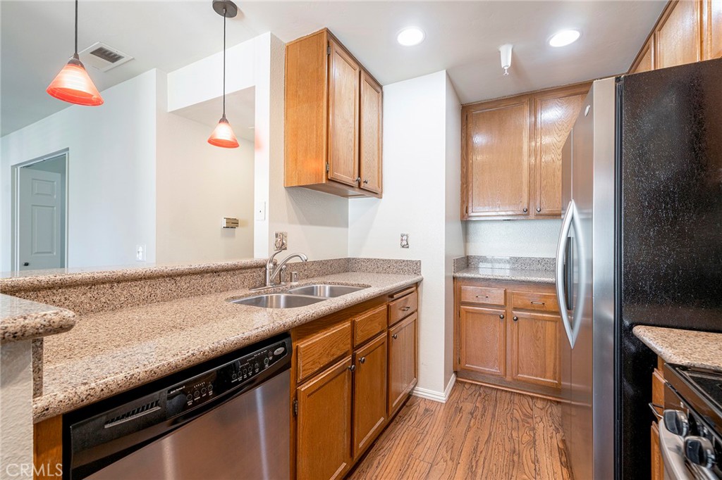 18242 Parkview Lane 204