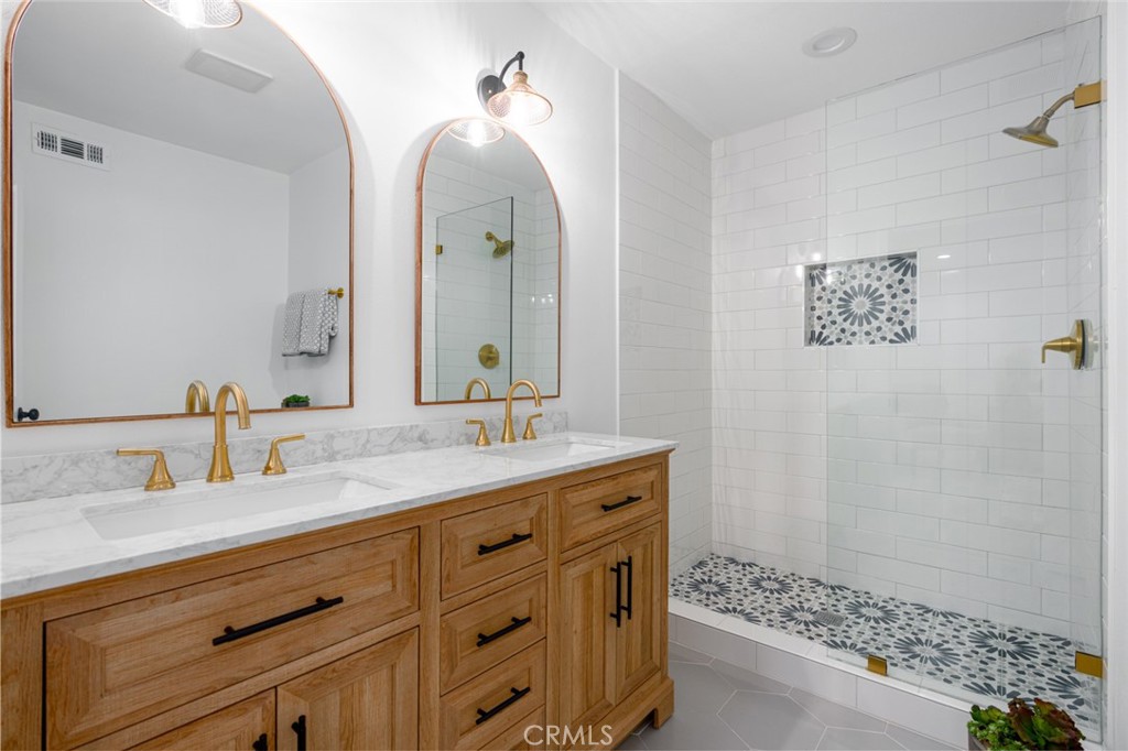 23722 Sunset Crossing Road