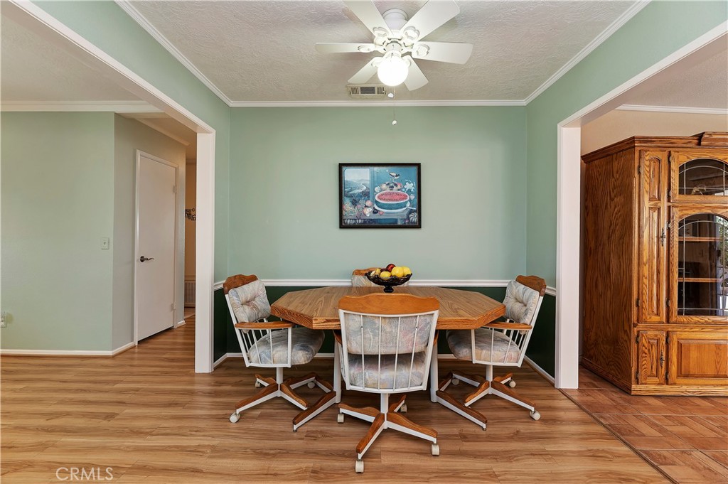 2121 El Rancho Circle