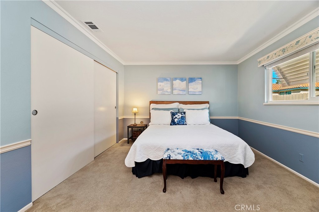 2121 El Rancho Circle