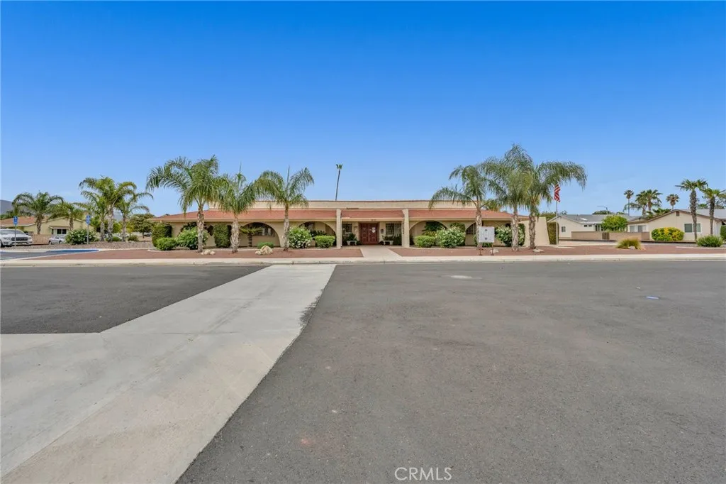 2121 El Rancho Circle