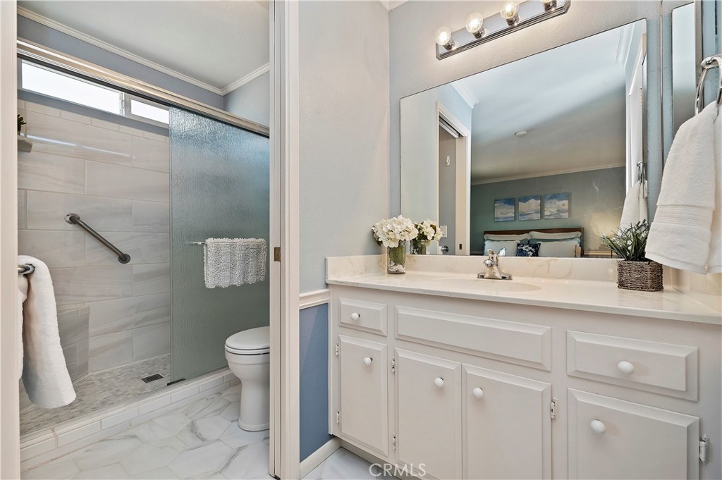 2121 El Rancho Circle