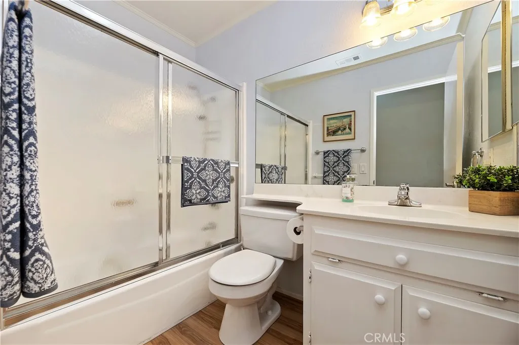 2121 El Rancho Circle