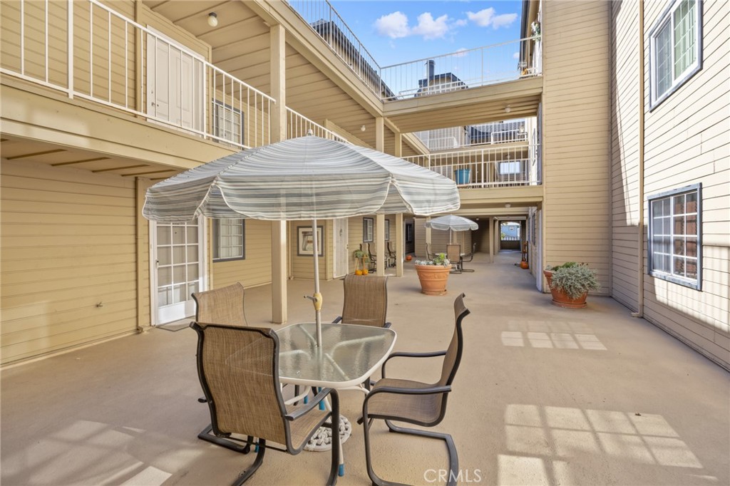 680 Grand Avenue 203