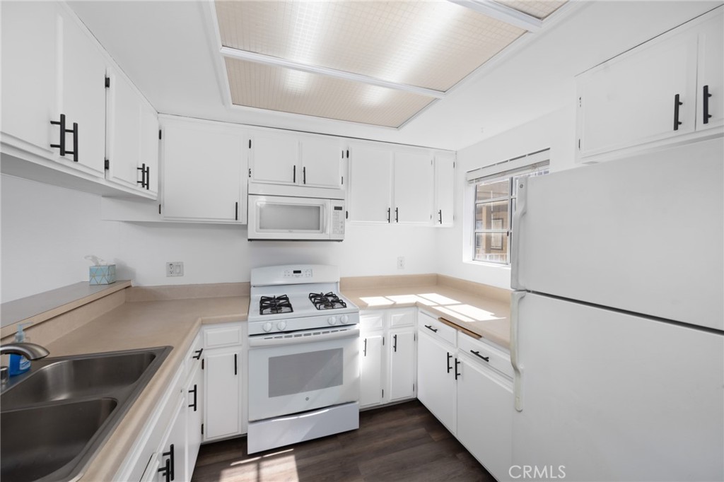 680 Grand Avenue 203