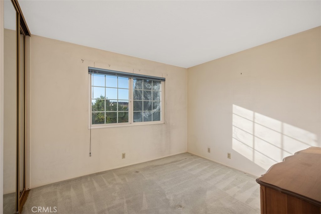 15321 Dogwood Street