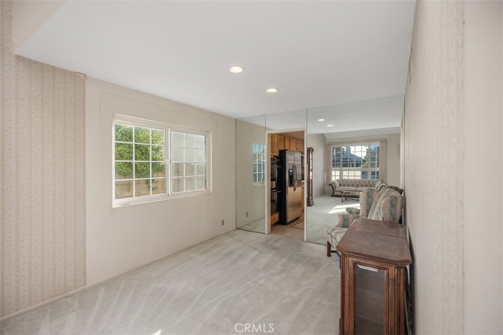 15321 Dogwood Street