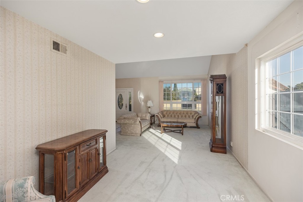 15321 Dogwood Street