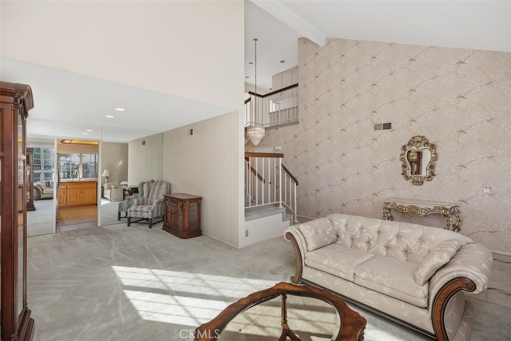 15321 Dogwood Street