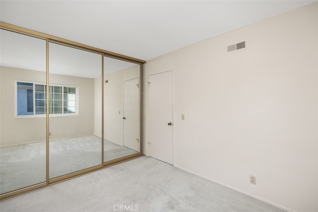 15321 Dogwood Street