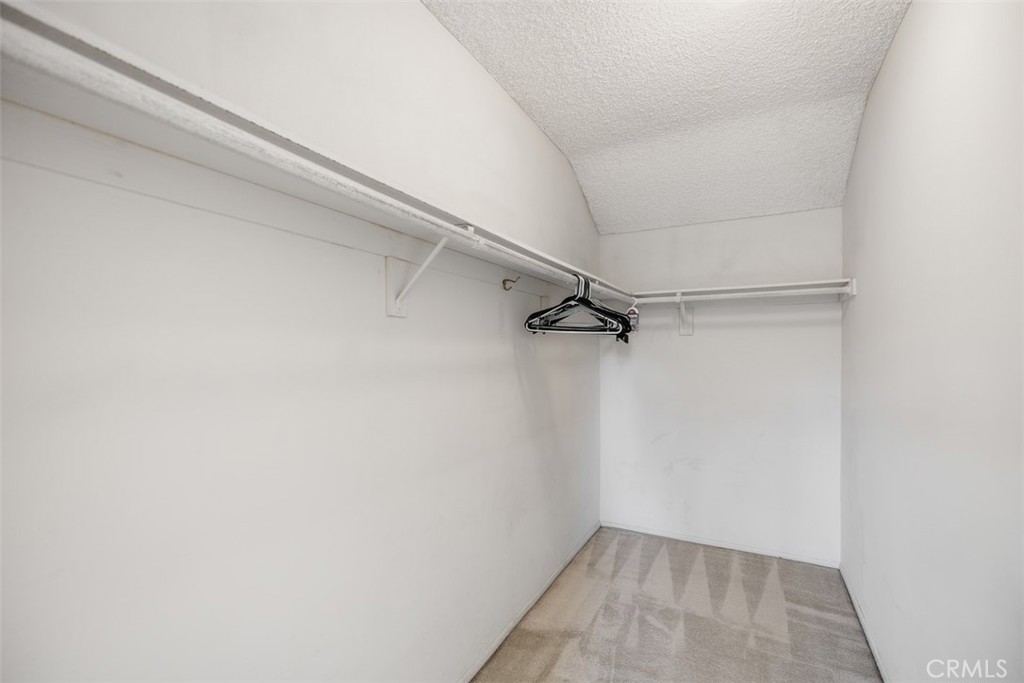 15321 Dogwood Street