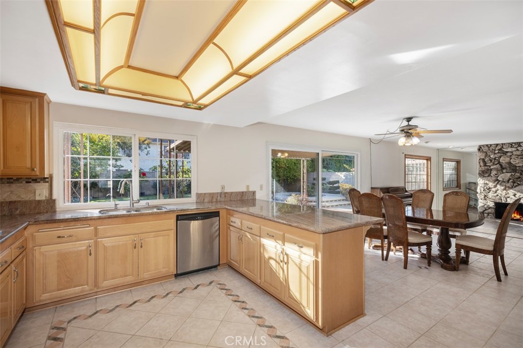 15321 Dogwood Street