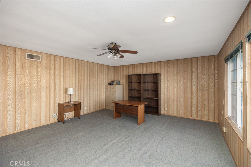 15321 Dogwood Street