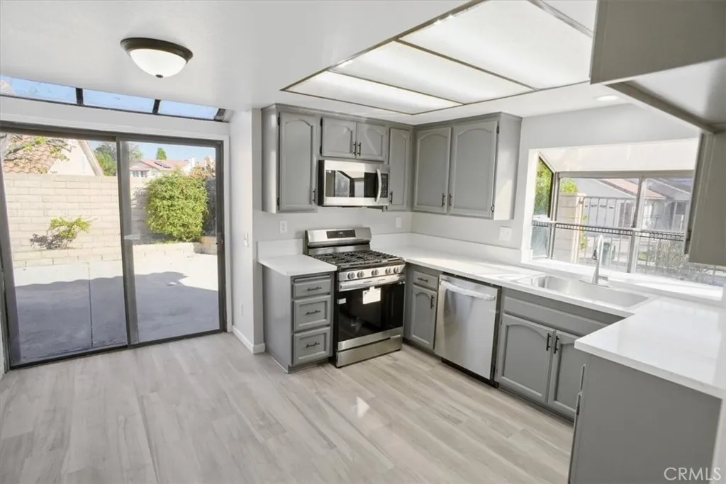 12050 Shadow Glen Lane