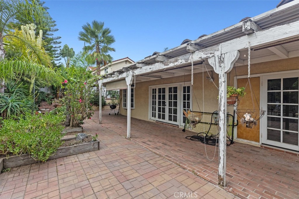 26766 La Sierra Drive