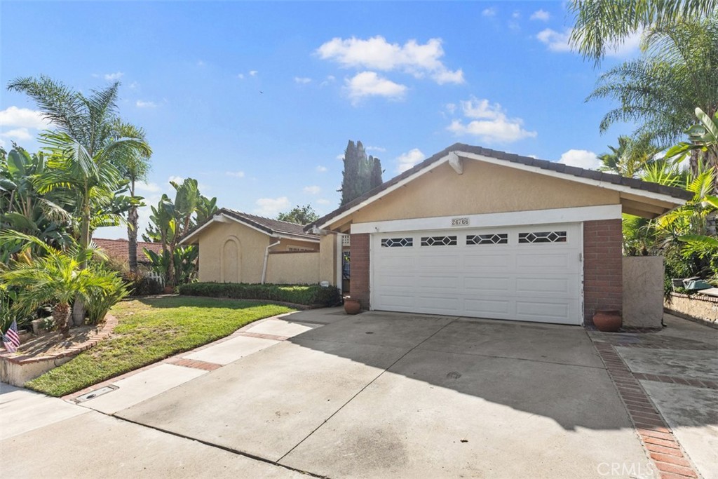 26766 La Sierra Drive