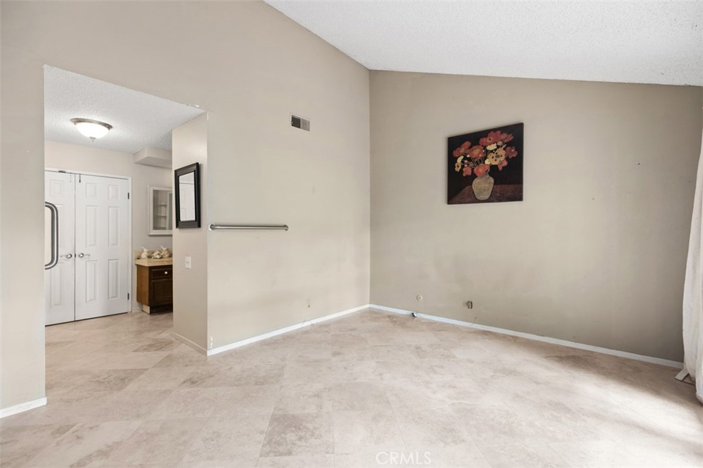 26766 La Sierra Drive