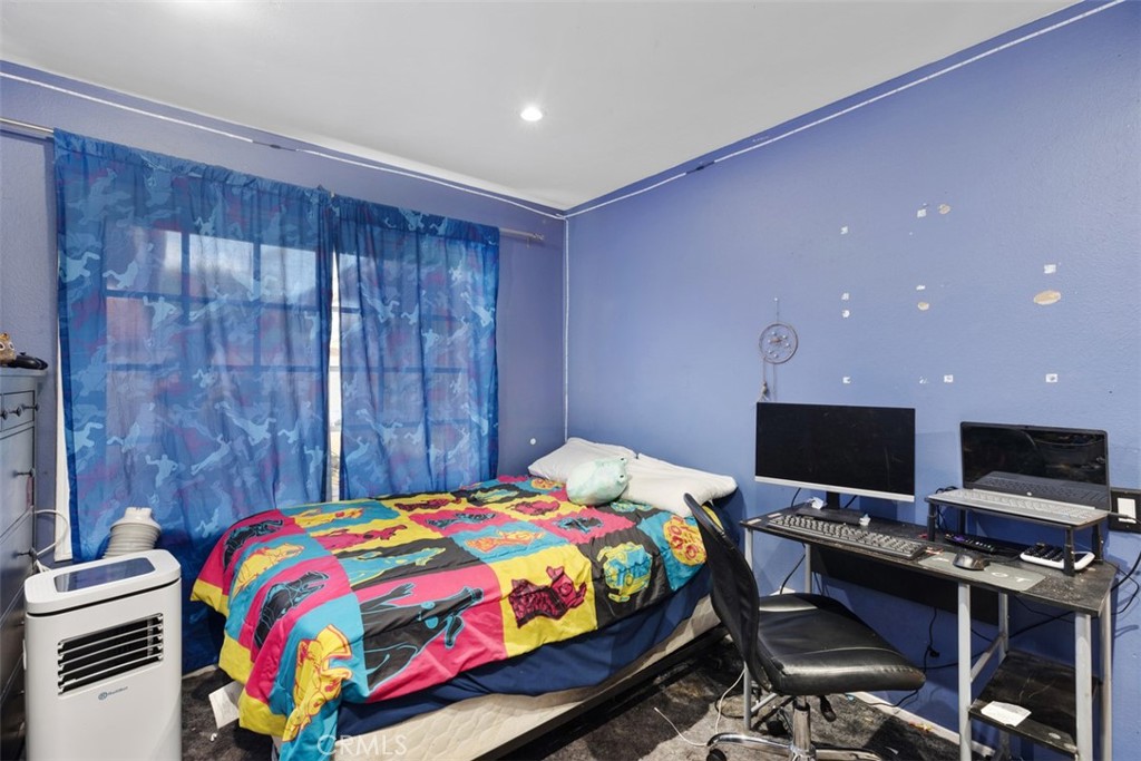 26766 La Sierra Drive