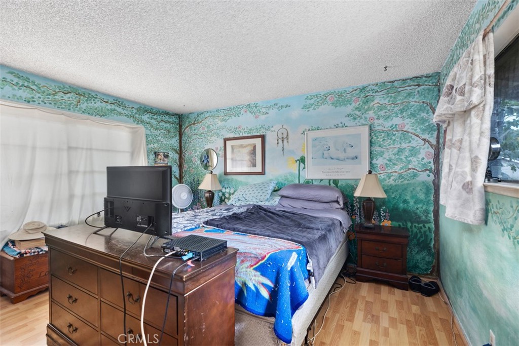 26766 La Sierra Drive