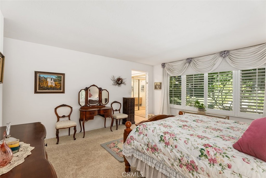 18112 Catherine Circle