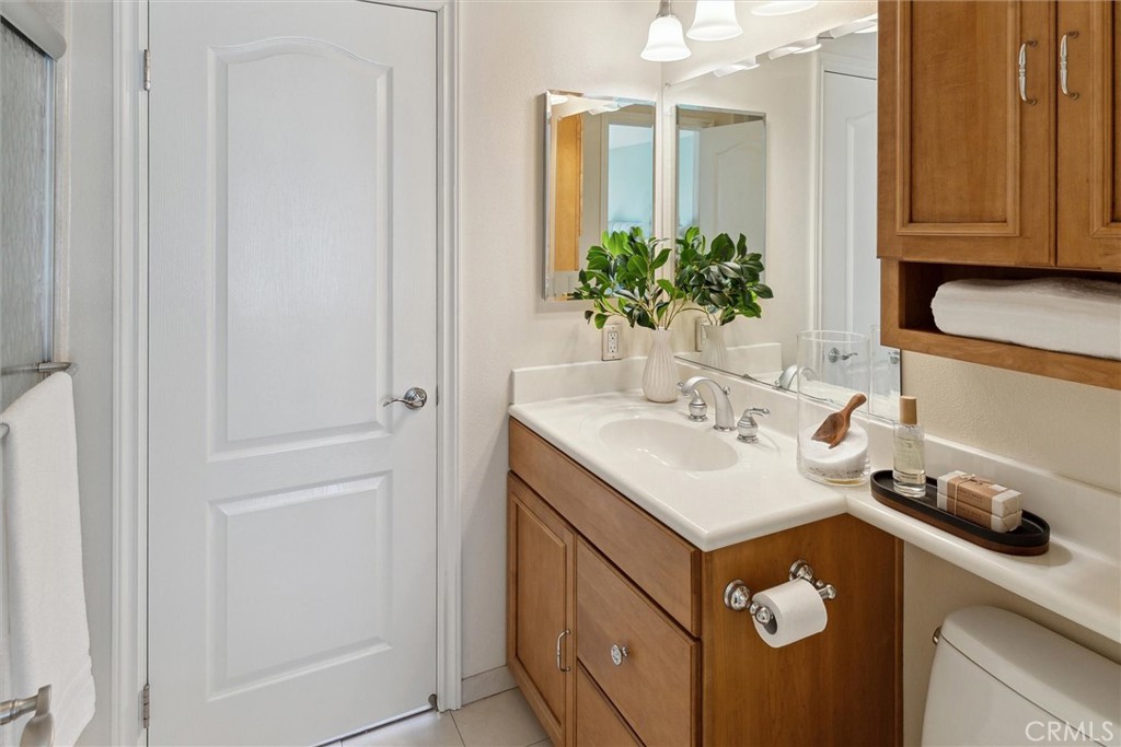 2101 E 15th Street 7