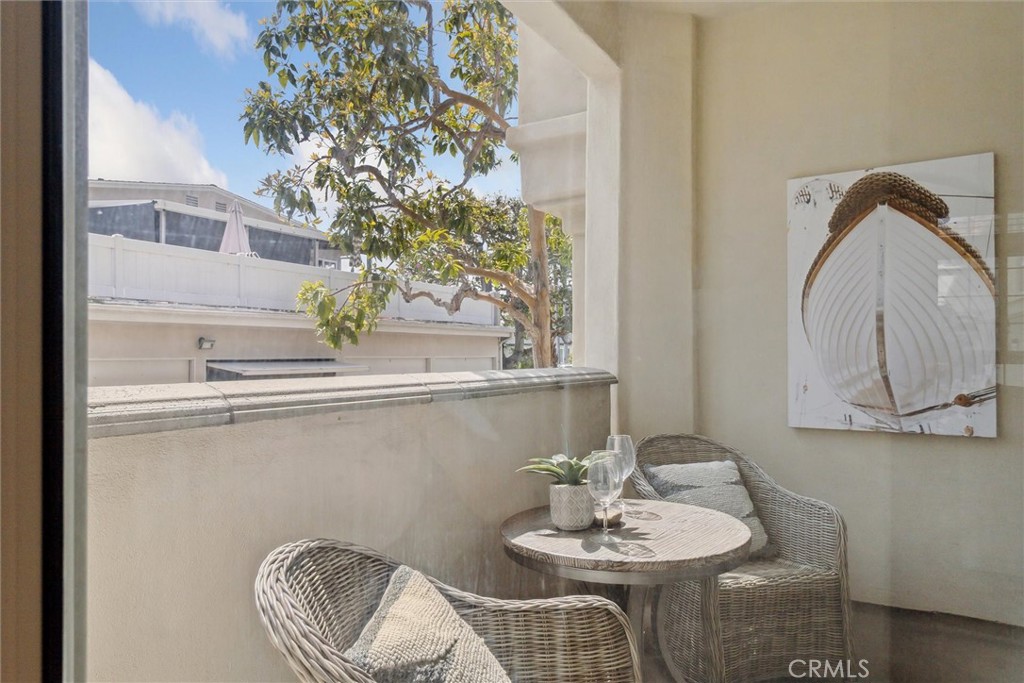 2101 E 15th Street 7