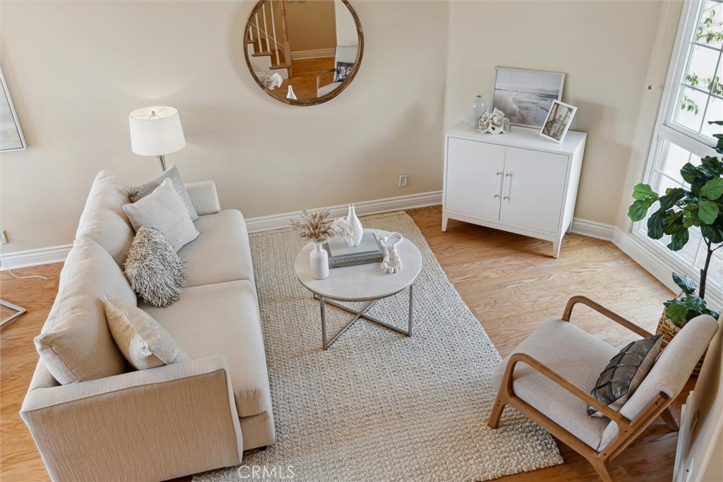 2101 E 15th Street 7