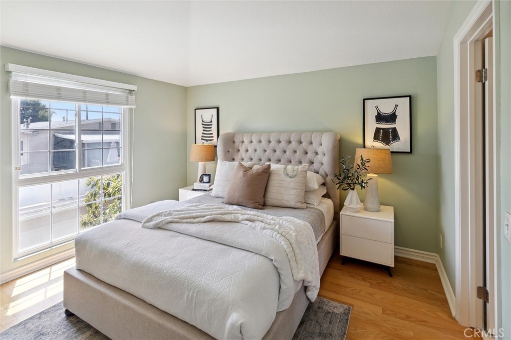 2101 E 15th Street 7