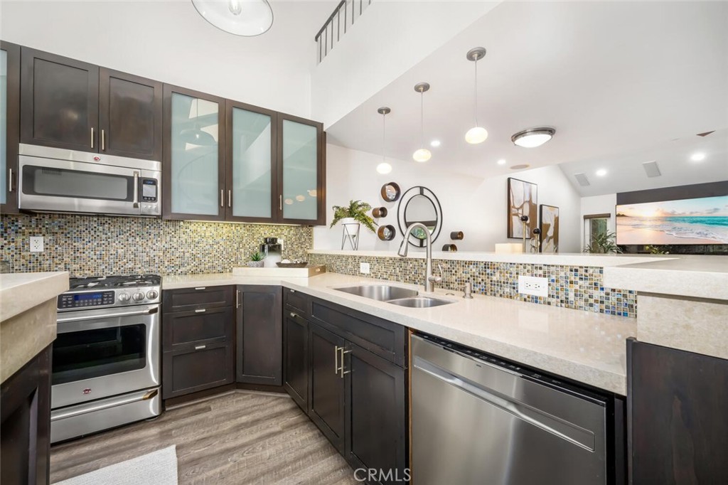 19401 Sunray Lane 204