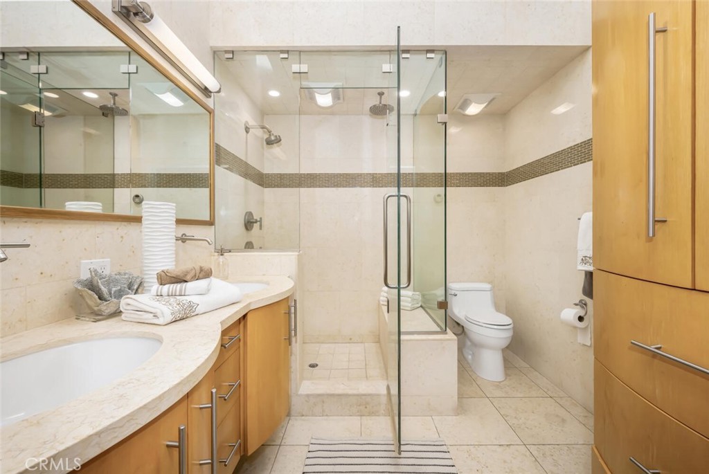 19401 Sunray Lane 204