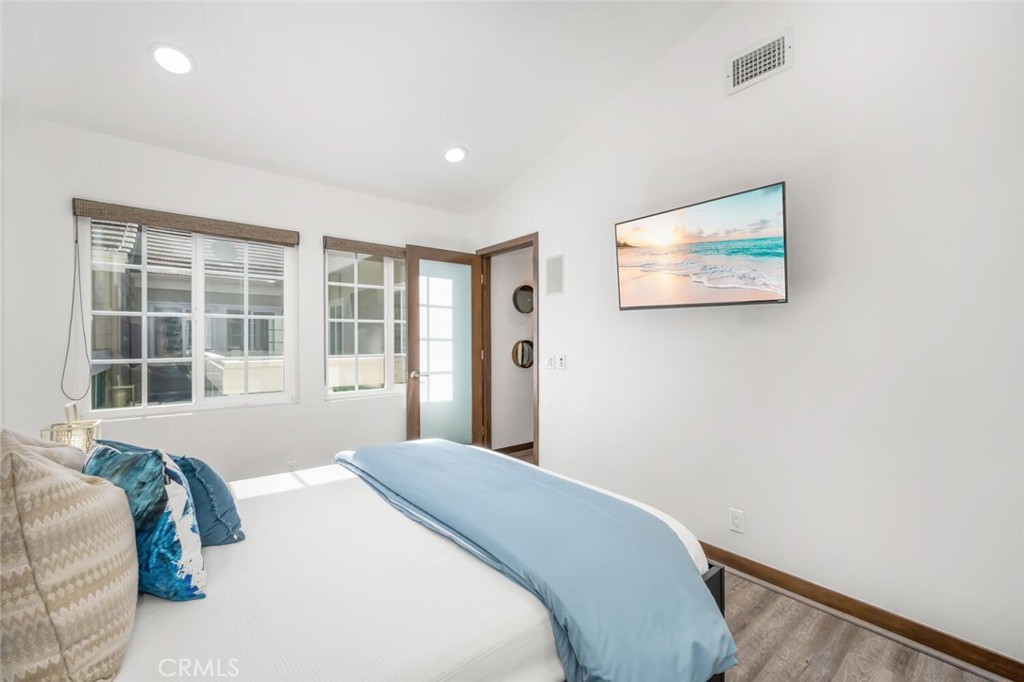 19401 Sunray Lane 204