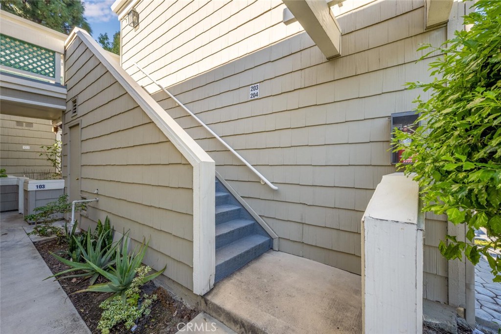 19401 Sunray Lane 204