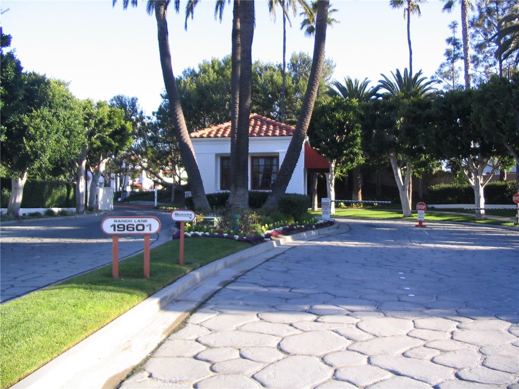 19401 Sunray Lane 204