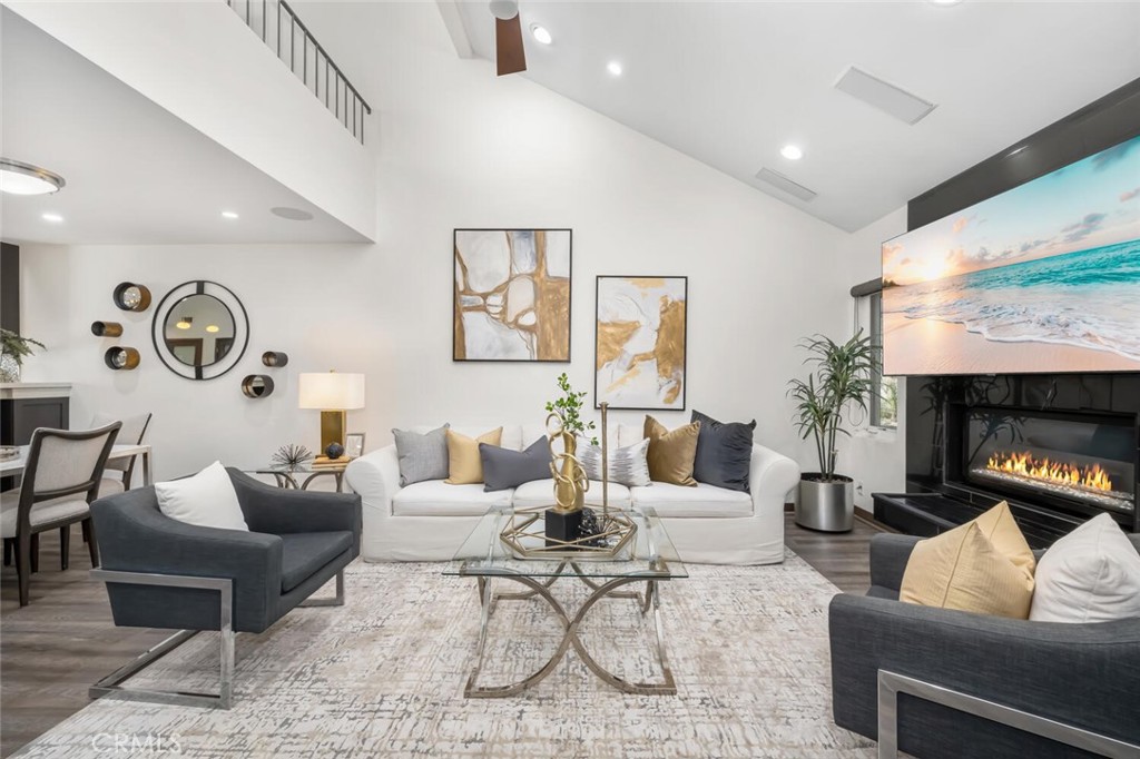 19401 Sunray Lane 204