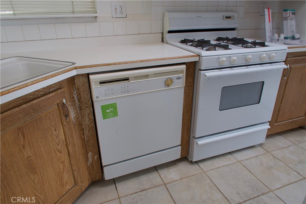 13181 Lampson Ave 222