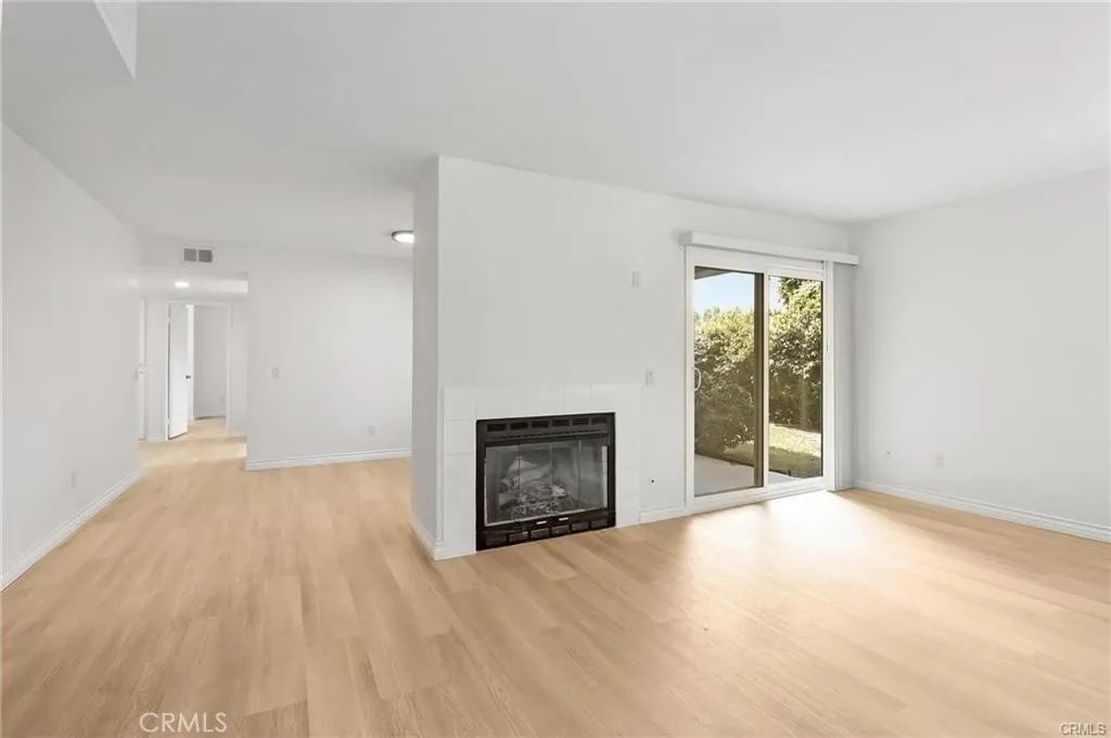 44 Corniche Drive # A