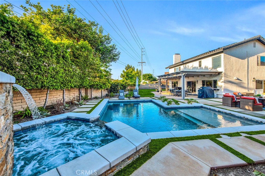 18465 Mount Kristina Street