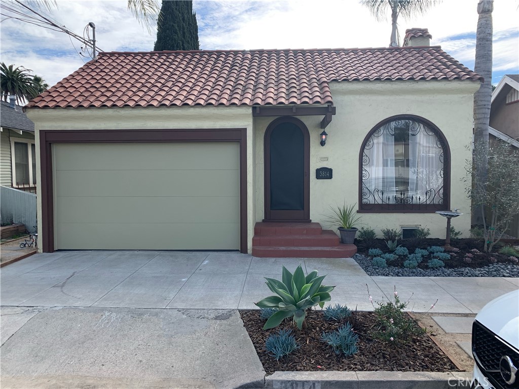 3814 E Colorado Street