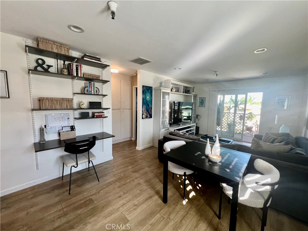 18900 Delaware Street 346