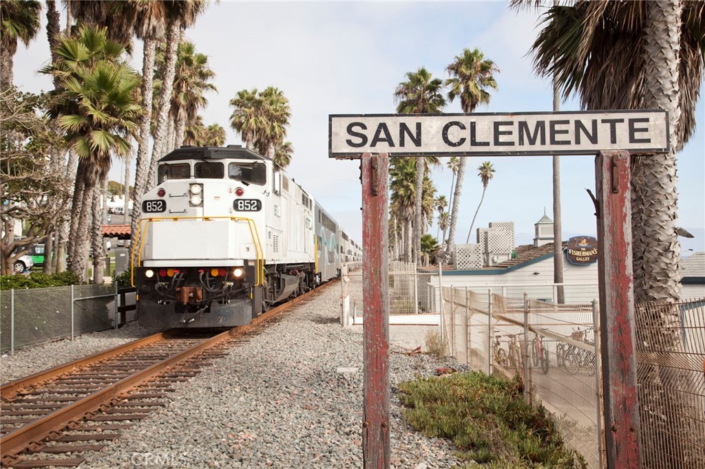 330 Avenida Cabrillo