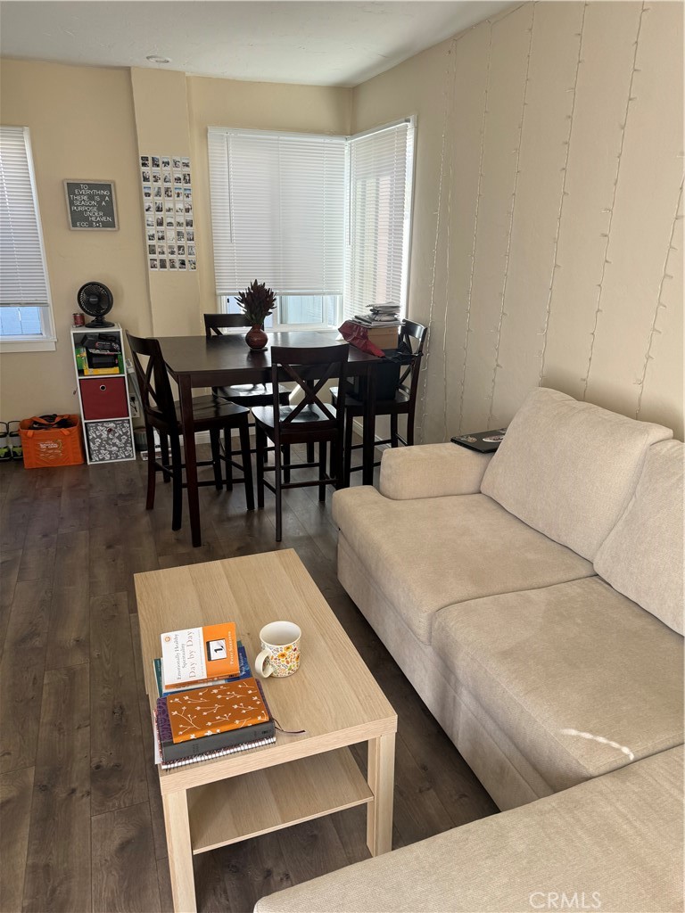 330 Avenida Cabrillo