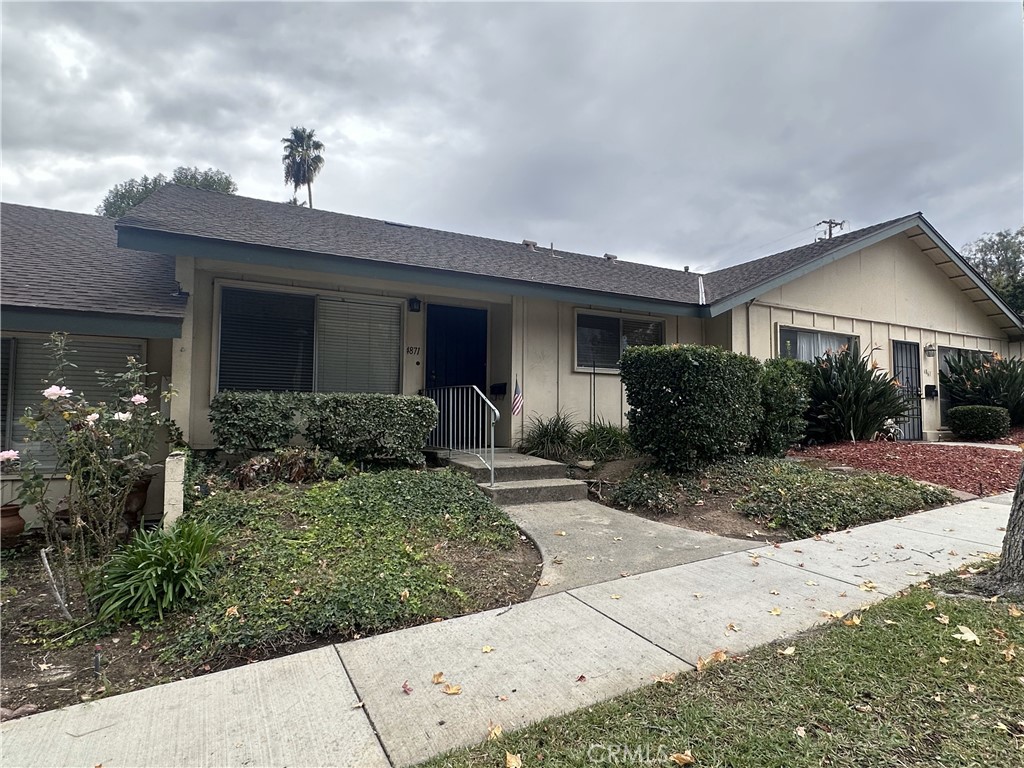 4871 Eureka Avenue 27