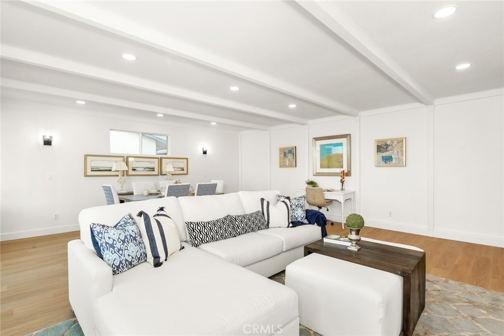 9422 Litchfield Drive