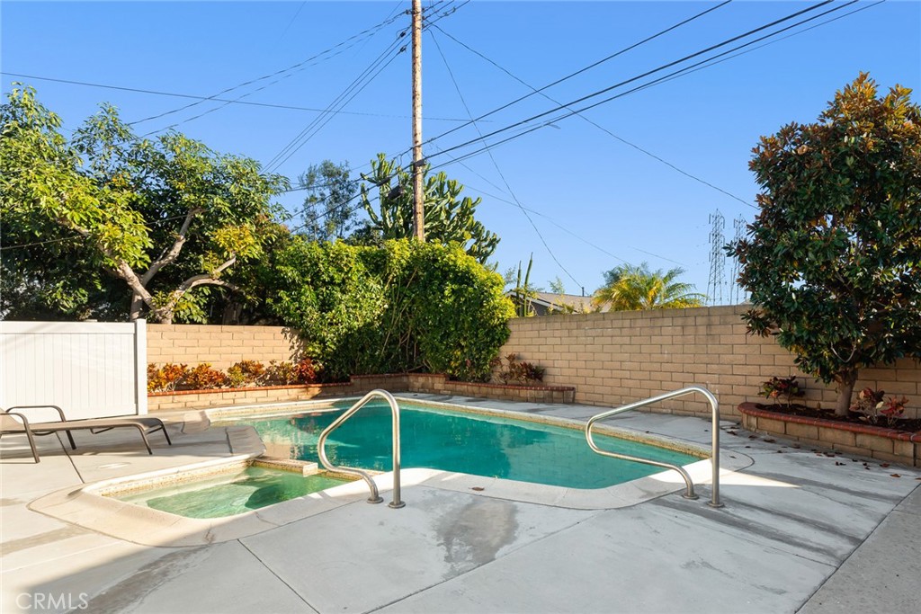 9422 Litchfield Drive