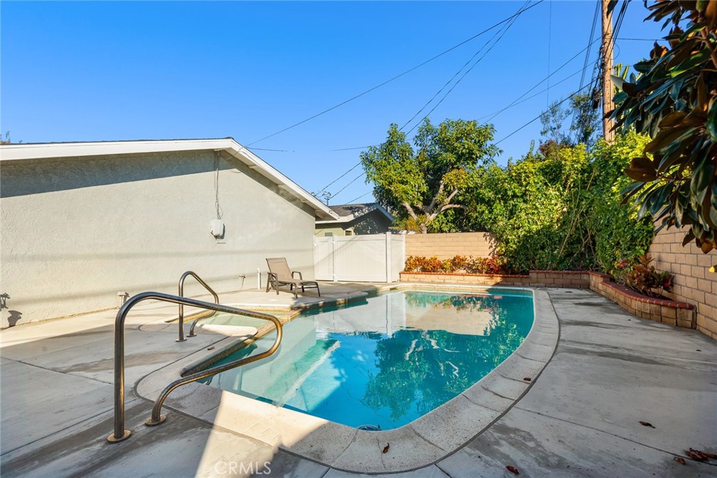 9422 Litchfield Drive