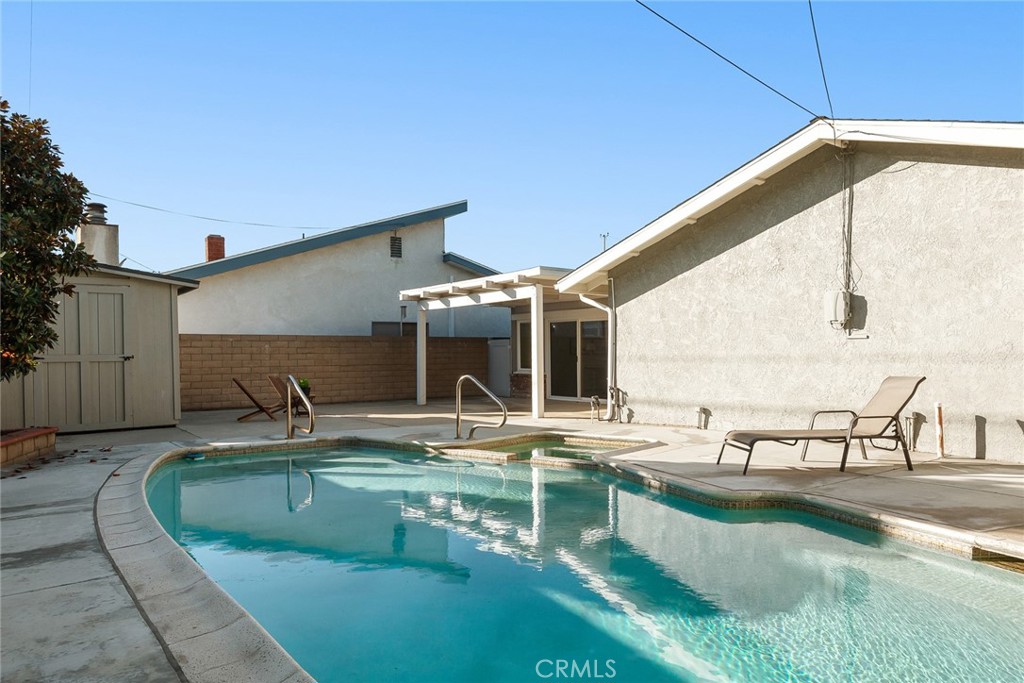 9422 Litchfield Drive