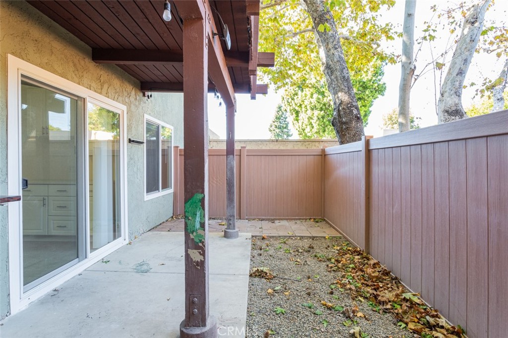 1030 W Macarthur Boulevard 59